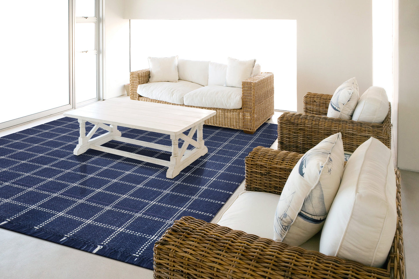 Titus Navy/Ivory Rug